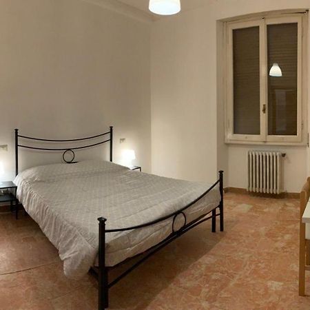Daniele Rooms Arezzo Bagian luar foto