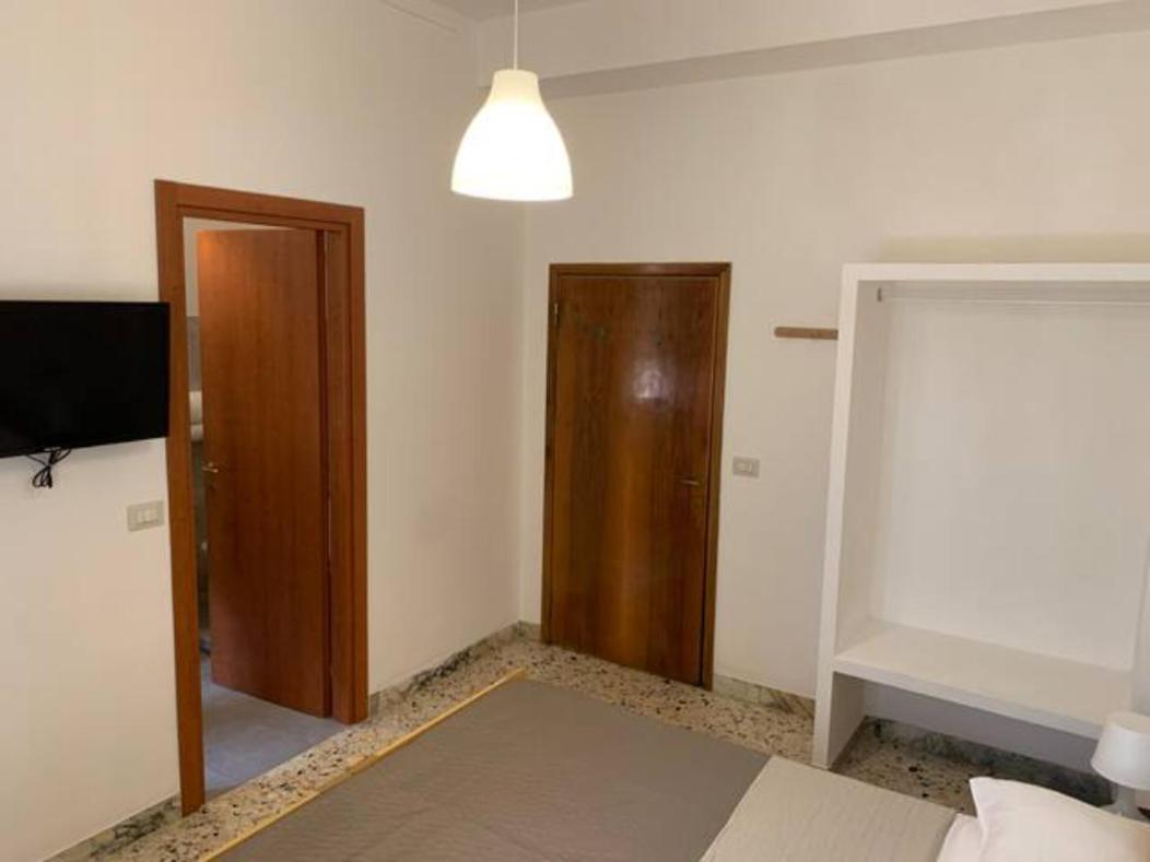 Daniele Rooms Arezzo Ruang foto